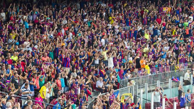 L'afició, al Camp Nou / FOTO: ARXIU FCB