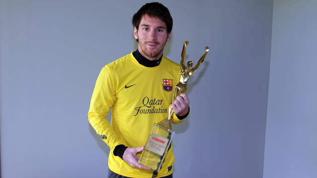 Messi, amb el guardó / FOTO: MIGUEL RUIZ - FCB