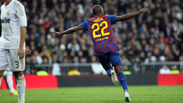 Abidal celebra su gol en el Bernabéu / FOTO: MIGUEL RUIZ-FCB