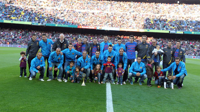 Barça Alusport with the UEFA Futsal Cup at the Camp Nou/ PHOTO: MIGUEL RUIZ-FCB