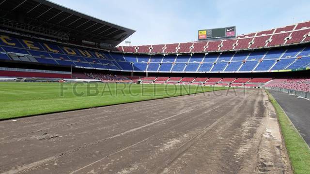 2012-07-22 CESPED NOU CAMP 13-Optimized