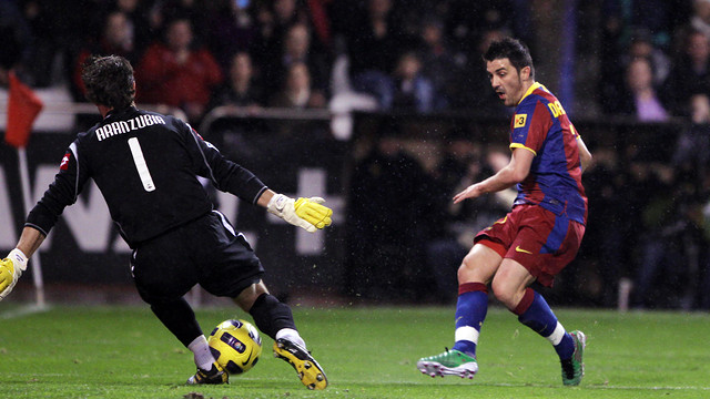 Villa va fer un gol en l'última visita del Barça a Riazor (0-4) / FOTO: ARXIU FCB