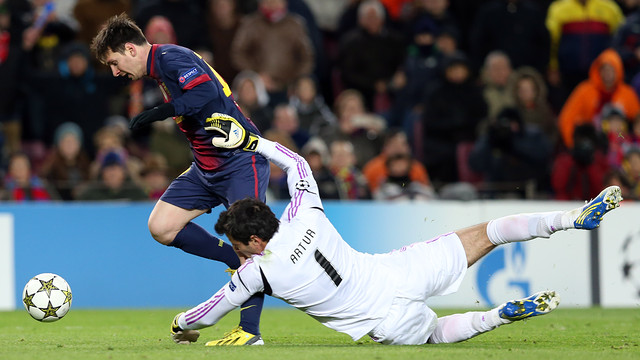 Messi, en el moment de la seva lesió. FOTO: MIGUEL RUIZ-FCB.