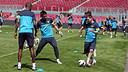 Messi, Oier and Abidal, during the training session / PHOTO: MIGUEL RUIZ-FCB