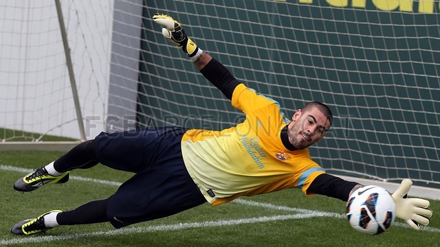 http://media2.fcbarcelona.com/media/asset_publics/resources/000/056/411/size_640x360/aturades_17_.v1370957298.JPG