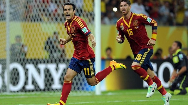 Pedro celebrates scoring against Uruguay / PHOTO: FIFA.COM