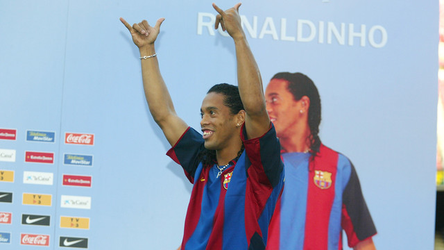 Ronaldinho’s presentation. PHOTO: MIGUEL RUIZ-FCB.