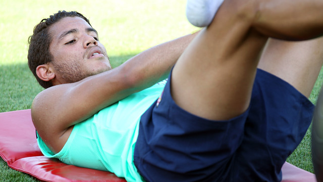 Dos Santos, during a training session / PHOTO: MIGUEL RUIZ-FCB