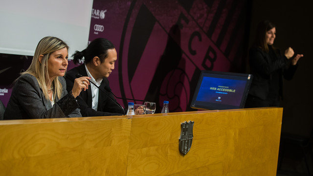 Club directors Pilar Guinovart and Dídac Lee in the press conference to present the accessible website. PHOTO: GERMÁN PARGA-FCB del web accessible