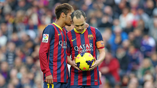 Neymar and Iniesta, in the game against Granada / PHOTO: MIGUEL RUIZ - FCB