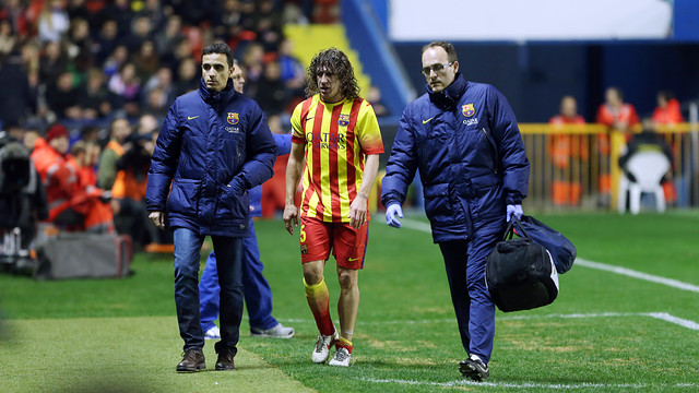 Carles Puyol, walking off against Levante / PHOTO: MIGUEL RUIZ - FCB