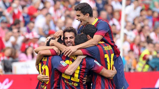 The players celebrate a goal from the match in Almeria / PHOTO: Archive FCB