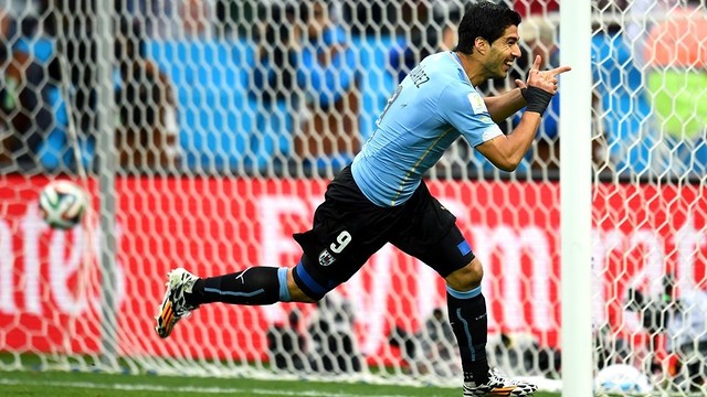 Luis Suárez scored goals galore for Liverpool and Uruguay last season / PHOTO: FIFA.COM