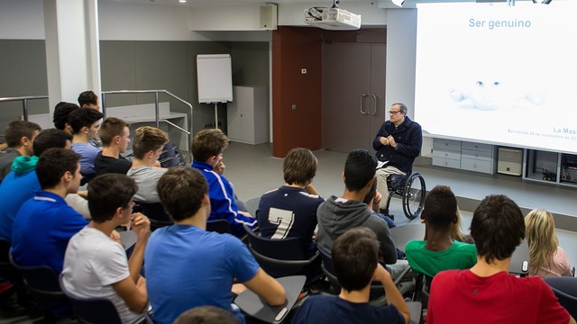 Francesc Granja spoke to a captivated audience at La Masia / PHOTO: GERMÁN PARGA - FCB Francesc Granja spoke to a captivated audience at La Masia / PHOTO: GERMÁN PARGA - FCB
