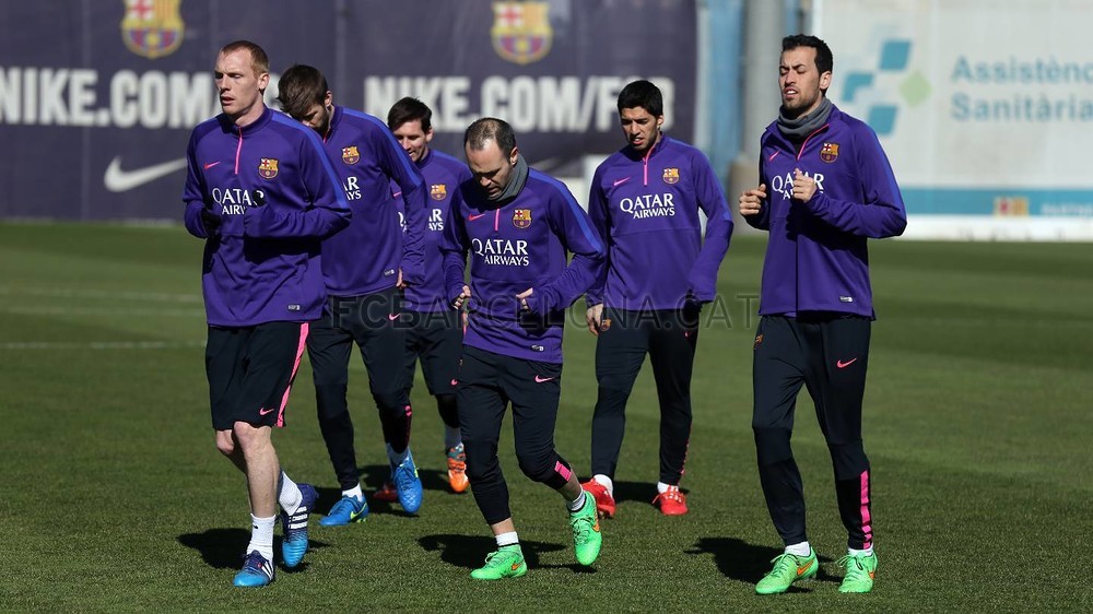 تدريبات برشلونة تشهد غياب ألبا 2015-02-22_ENTRENO_09-Optimized.v1424606291