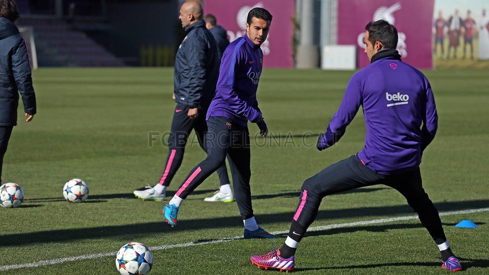 تدريبات برشلونة تشهد غياب ألبا 2015-02-22_ENTRENO_25-Optimized.v1424606339