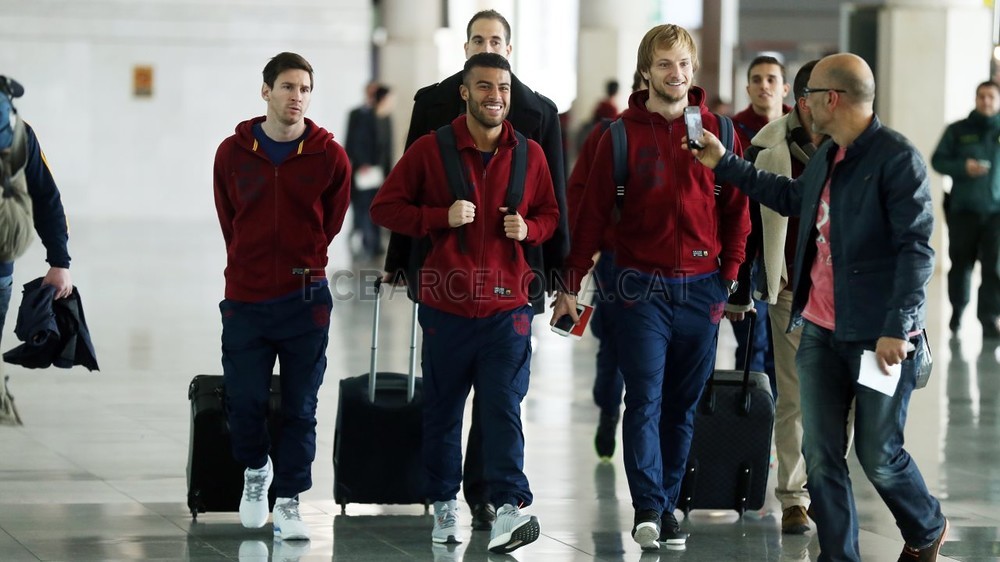 سفر بازیکنان بارسلونا به منچستر! 1